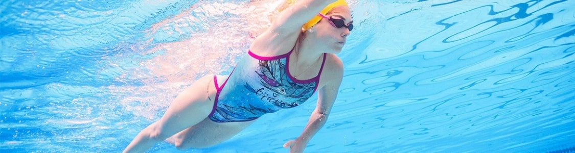 One piece vs two piece suits: The guide for women’s water polo