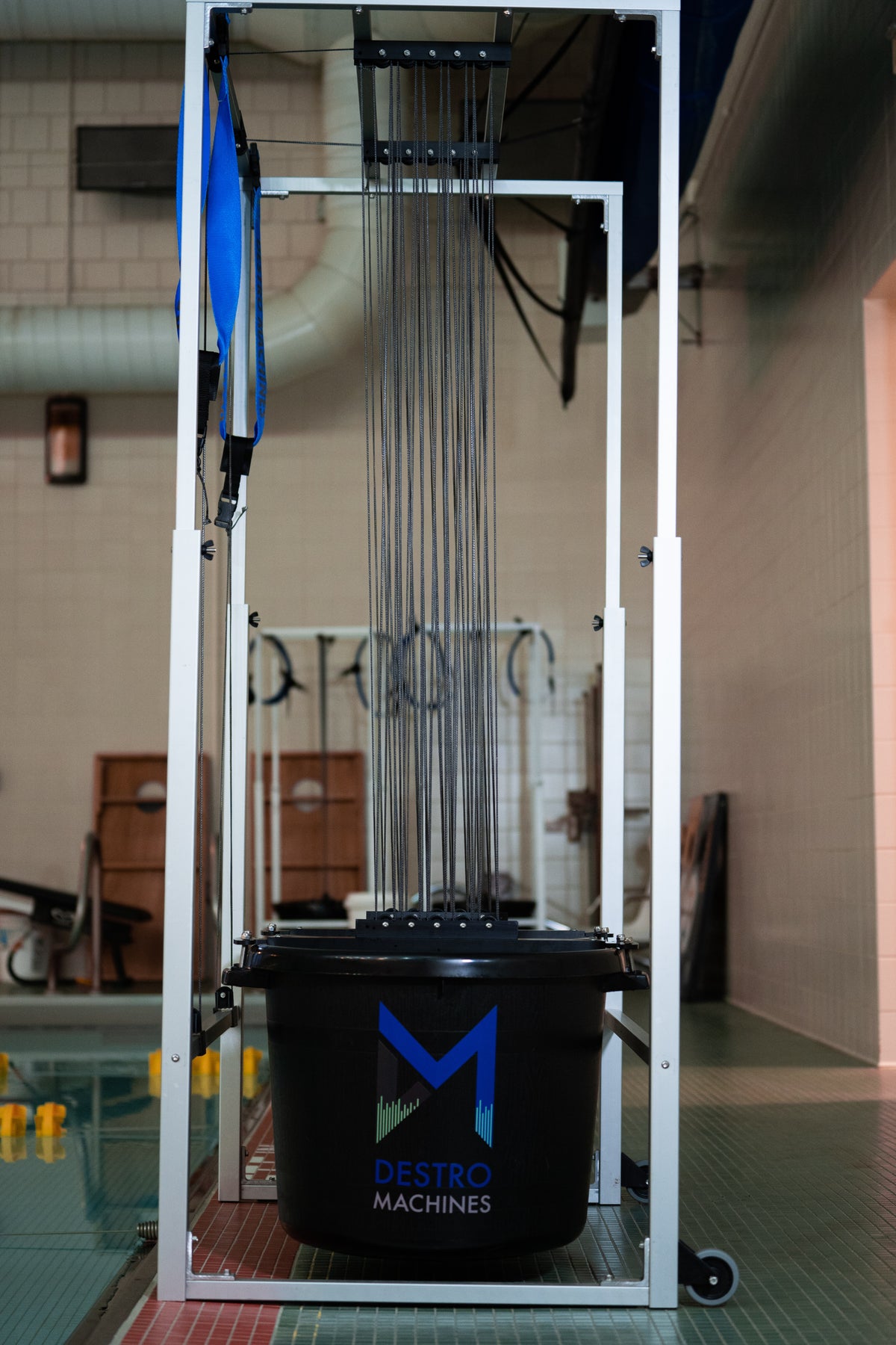 Destro Double Swim Tower